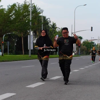 Runner Photo 7143750
