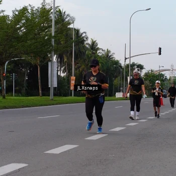 Runner Photo 7143768
