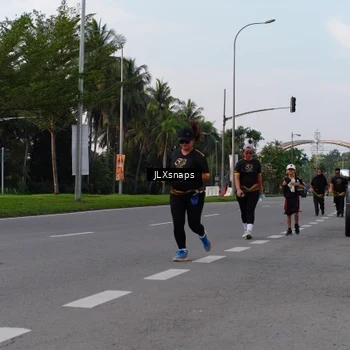 Runner Photo 7143776