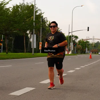 Runner Photo 7143791