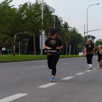 Runner Photo 7143795
