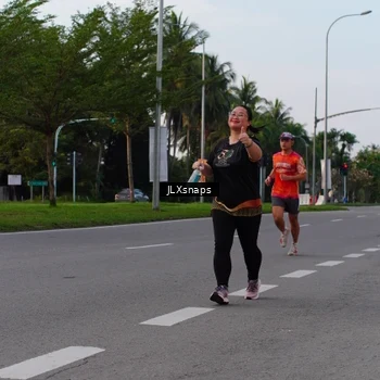 Runner Photo 7143796