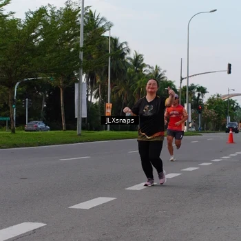Runner Photo 7143800