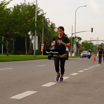 Runner Photo 7143802