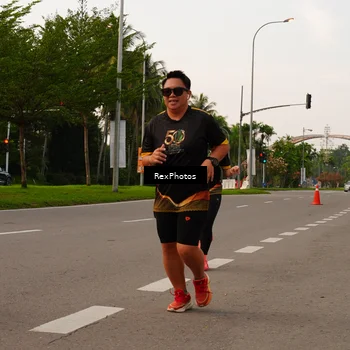Runner Photo 7143803