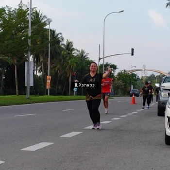 Runner Photo 7143810