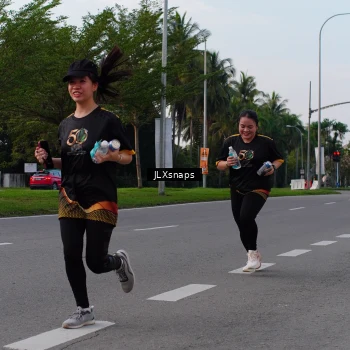 Runner Photo 7143823
