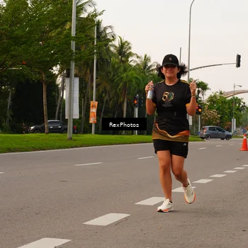 Runner Photo 7143876