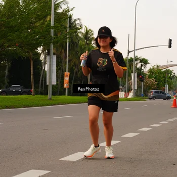 Runner Photo 7143895
