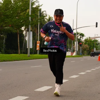 Runner Photo 7143906