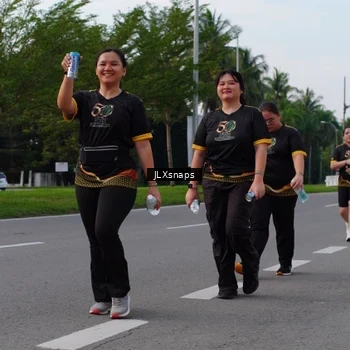 Runner Photo 7143925