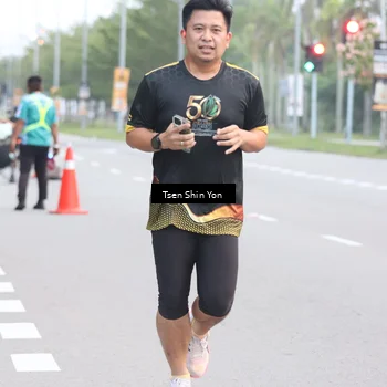 Runner Photo 7143928
