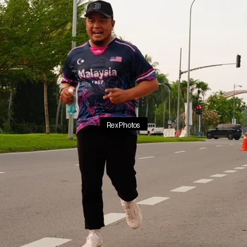 Runner Photo 7143945