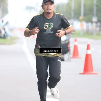 Runner Photo 7143994