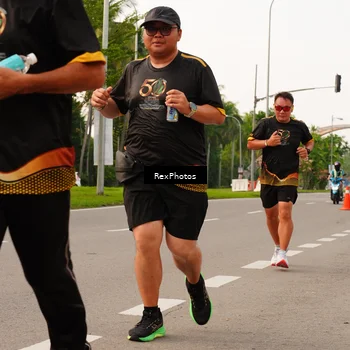 Runner Photo 7144025