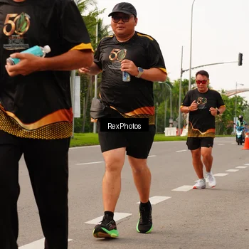 Runner Photo 7144031