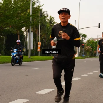 Runner Photo 7144077