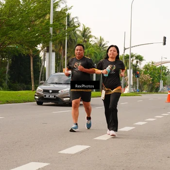 Runner Photo 7144100