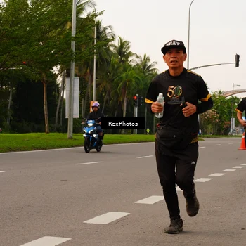 Runner Photo 7144142