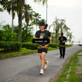 Runner Photo 7144236