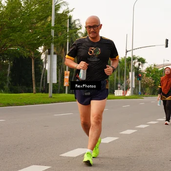 Runner Photo 7144250