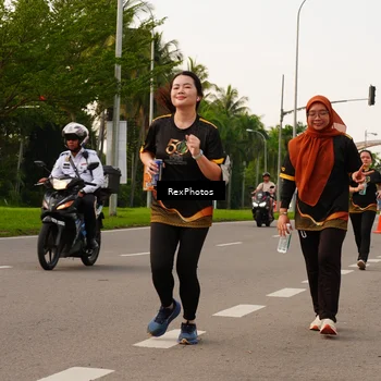 Runner Photo 7144255