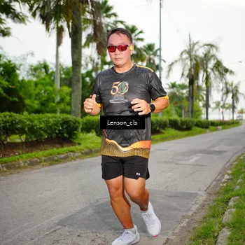 Runner Photo 7144312