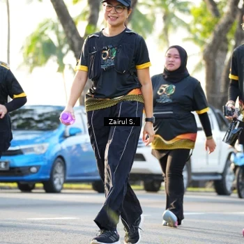 Runner Photo 7144316