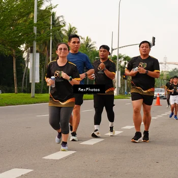 Runner Photo 7144341