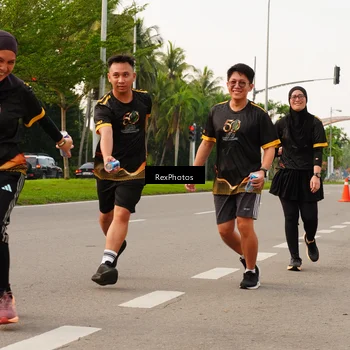 Runner Photo 7144543