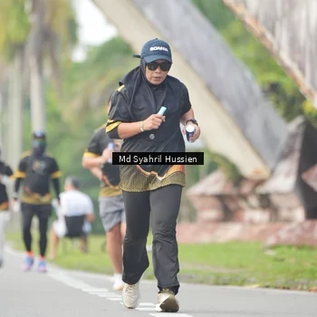 Runner Photo 7144566