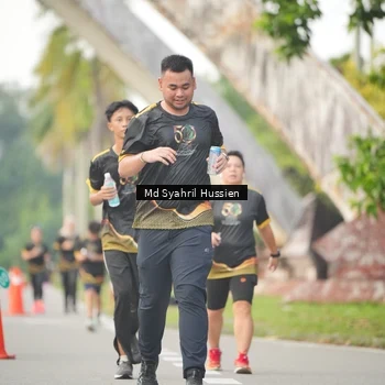 Runner Photo 7144605