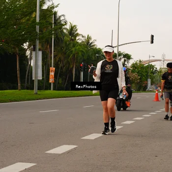 Runner Photo 7144699
