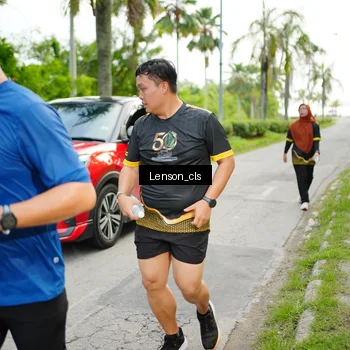 Runner Photo 7144721