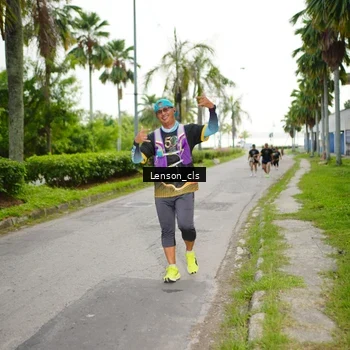 Runner Photo 7144753