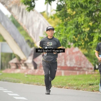 Runner Photo 7144793