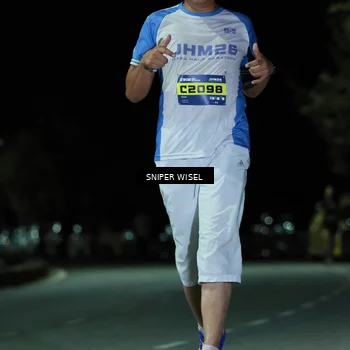 Runner Photo 7144840