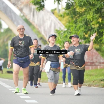 Runner Photo 7144873