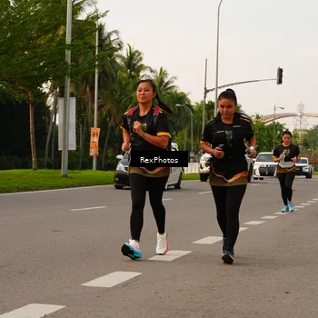 Runner Photo 7144875