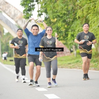 Runner Photo 7145014