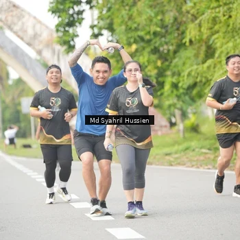 Runner Photo 7145019