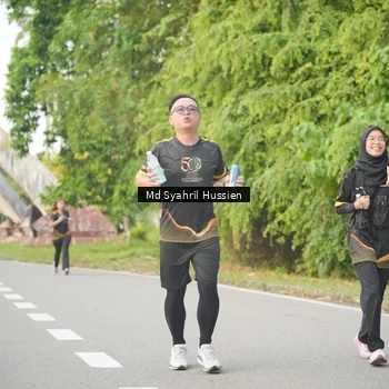 Runner Photo 7145052