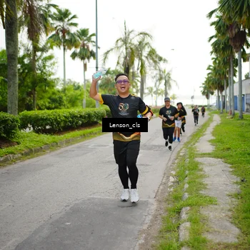 Runner Photo 7145073