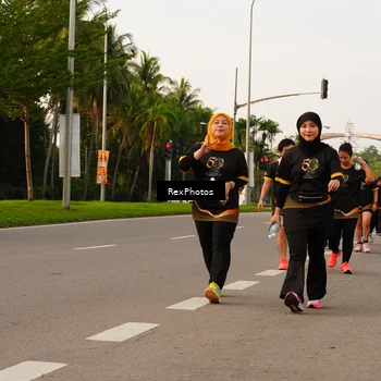 Runner Photo 7145101
