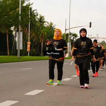 Runner Photo 7145105