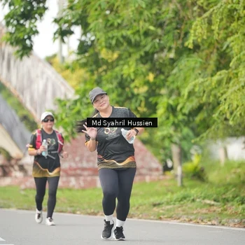 Runner Photo 7145110