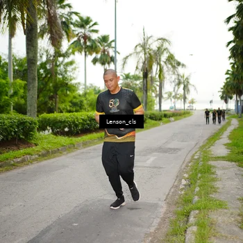 Runner Photo 7145133