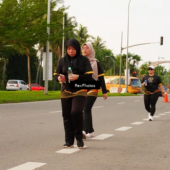 Runner Photo 7145201