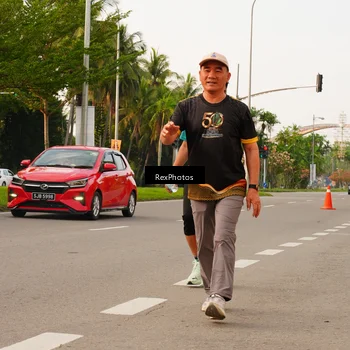 Runner Photo 7145257
