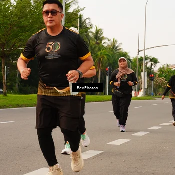 Runner Photo 7145311